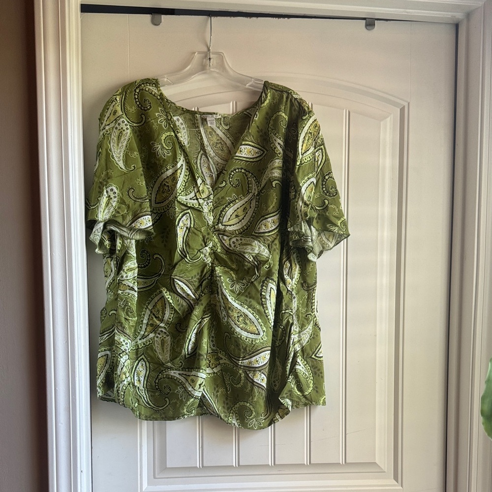 Cato Olive Paisley Women's Blouse